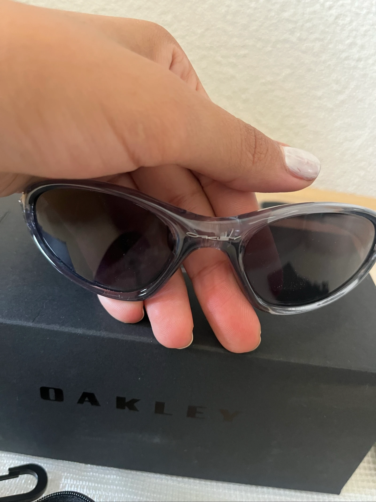 Lunettes Oakley minute